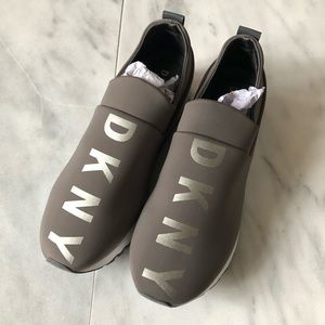Dkny Shoes - BNIB DKNY Jadyn Sneakers Size 9.5 Dkny Shoes - BNIB DKNY Jadyn Sneakers Size 9.5